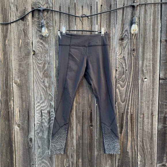 lululemon athletica Pants - Lululemon Athletica Black Silver Tight Stuff Full Length Reflective Leggings 6